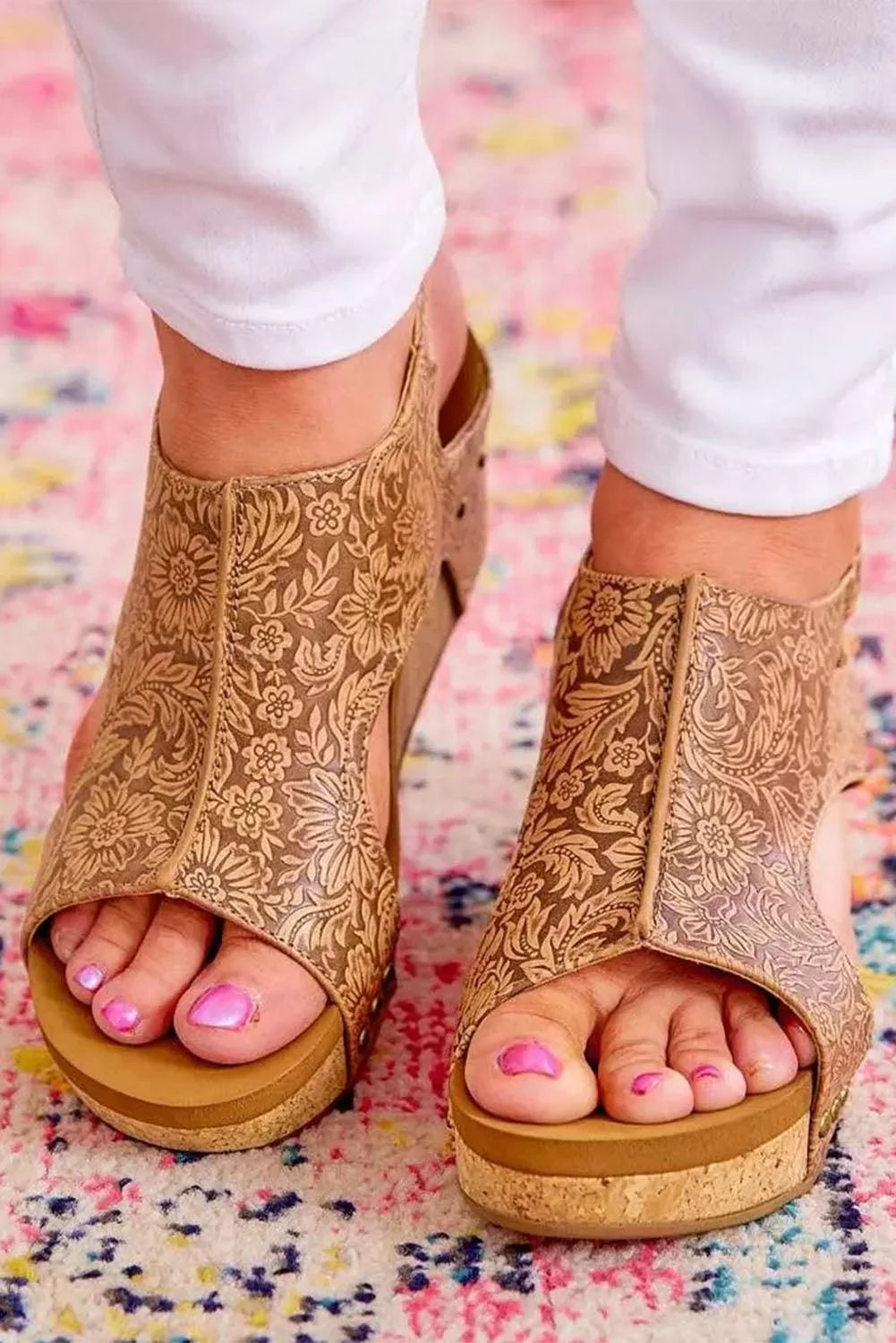Brown Vintage Floral Leather Rivet Hollowed Platform Sizeandals