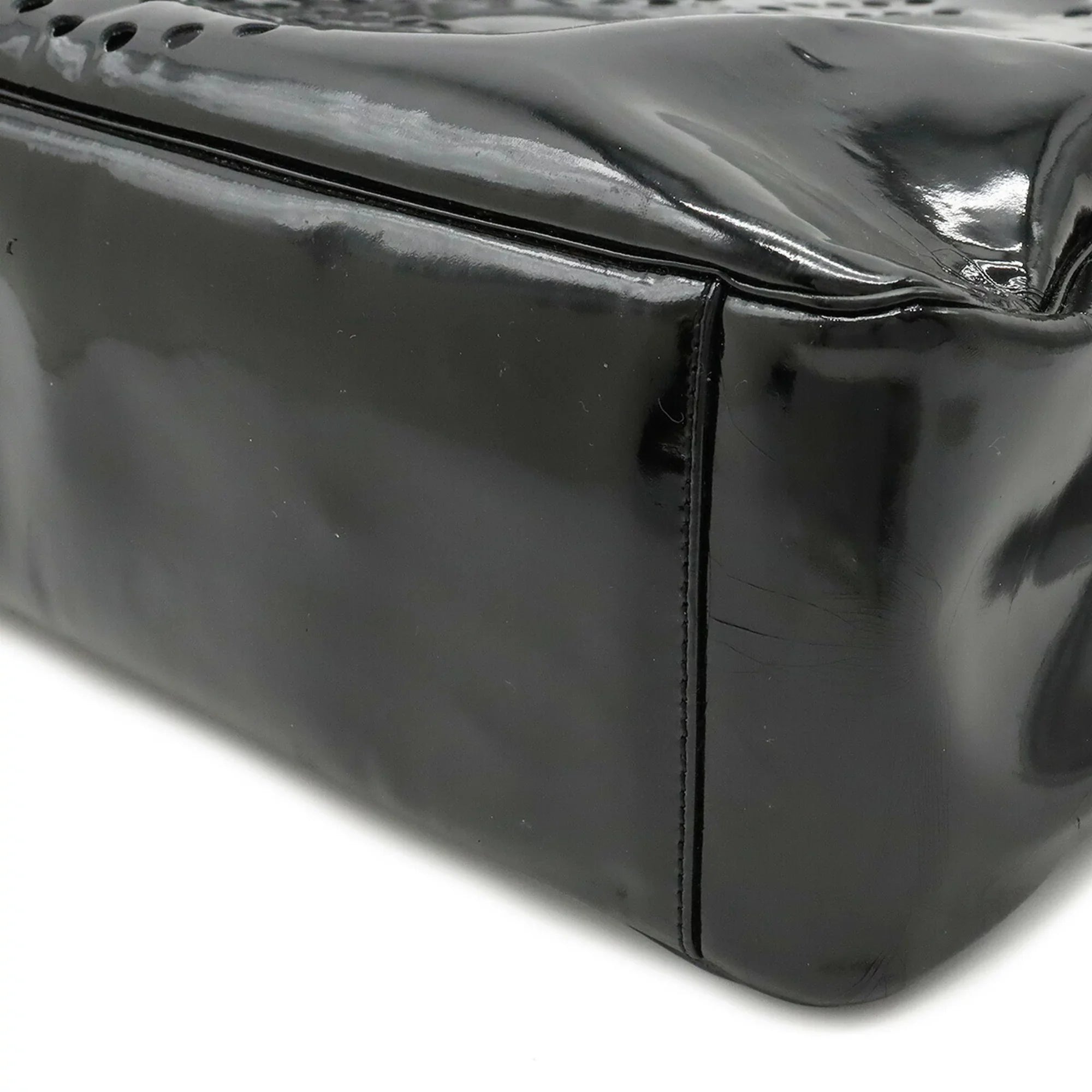 Pre-Owned CHANEL Chanel here mark triple coco punching handbag enamel black (Good)