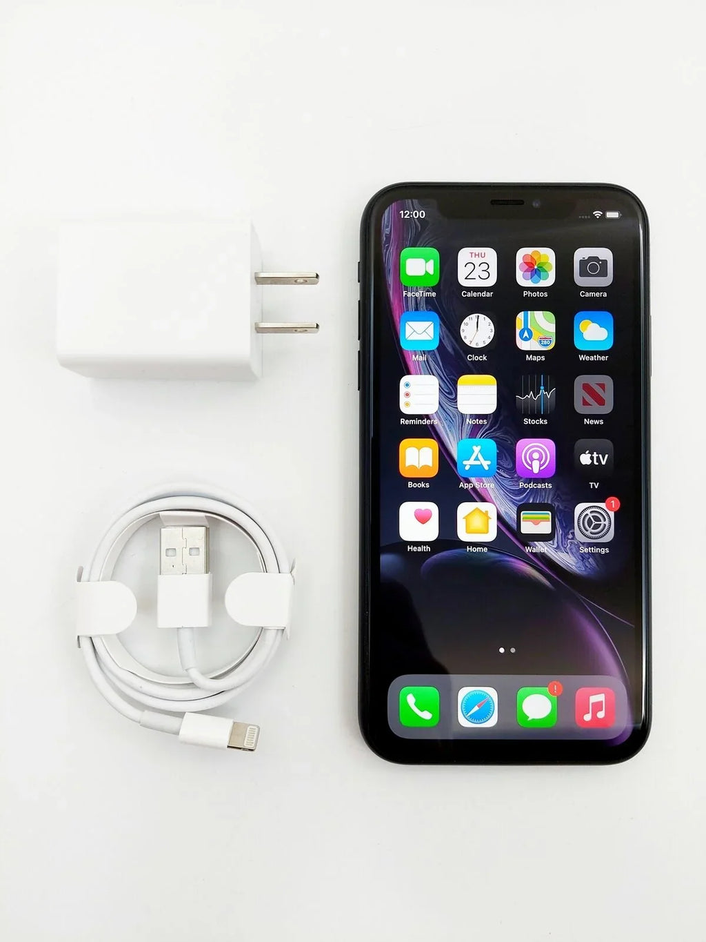 Restored Apple iPhone XR A1984 (Fully Unlocked) 64GB Black w/ Fast Car Charger (Refurbished)