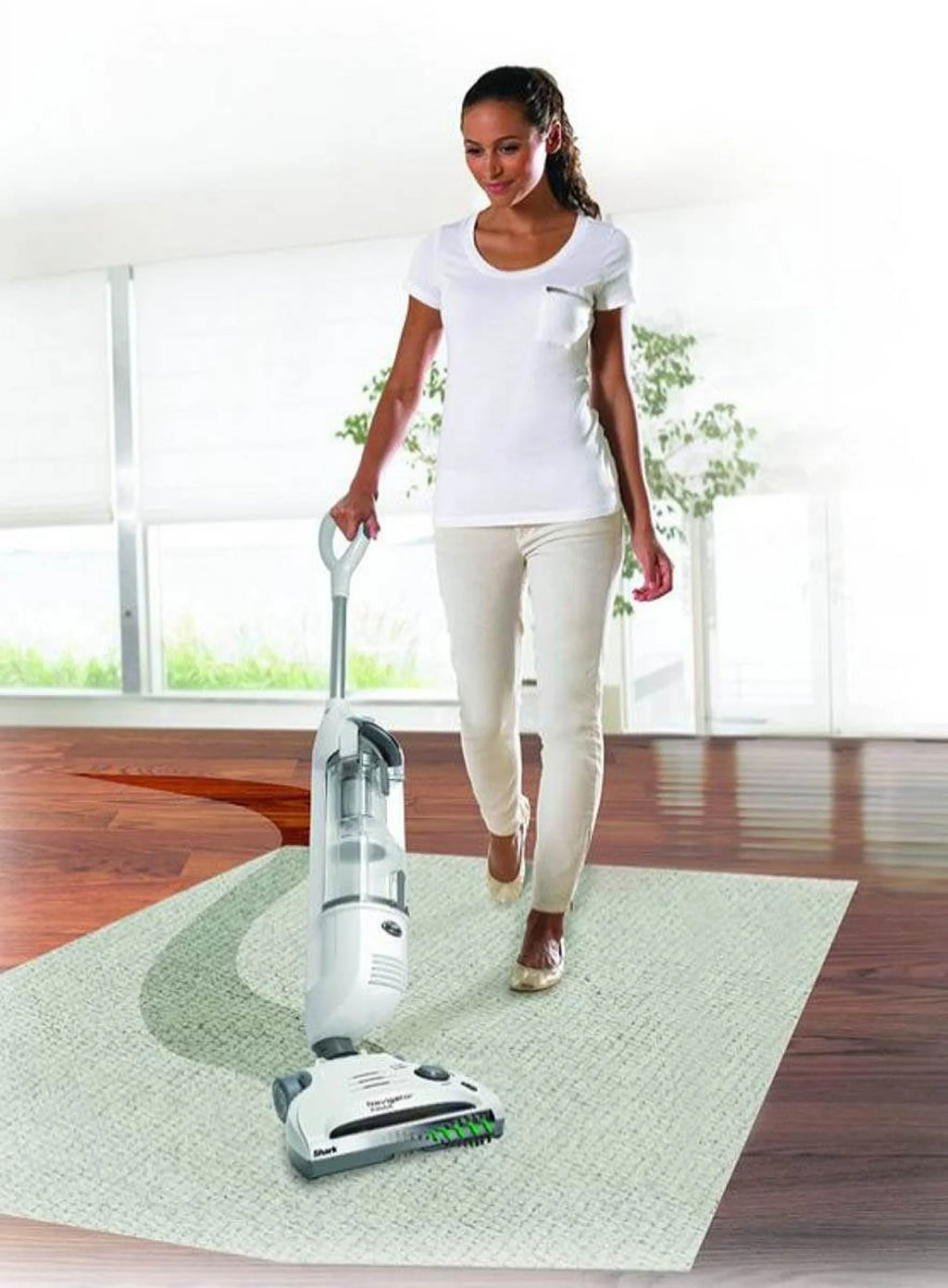 Sizehark SizeV1106 Bagless Navigator Freestyle Cordless Sizetick Sizewivel Vacuum Cleaner