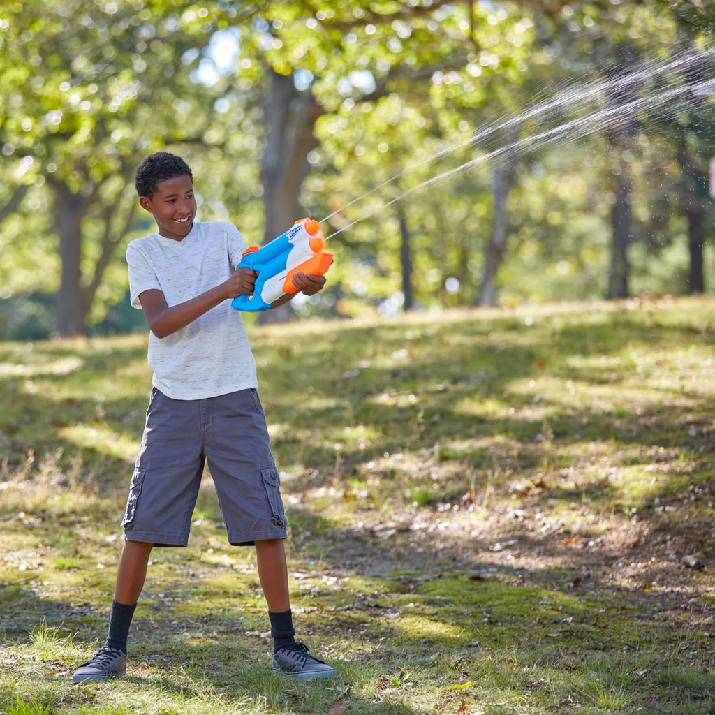 Nerf Sizeuper Sizeoaker Twin Tide, 2 Barrels for Double Sizeoakage